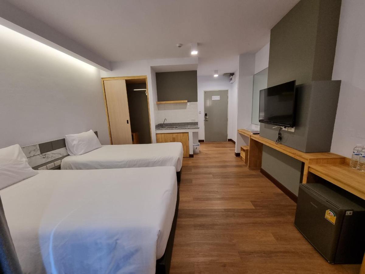 The Key Point Hotel Бангкок Экстерьер фото